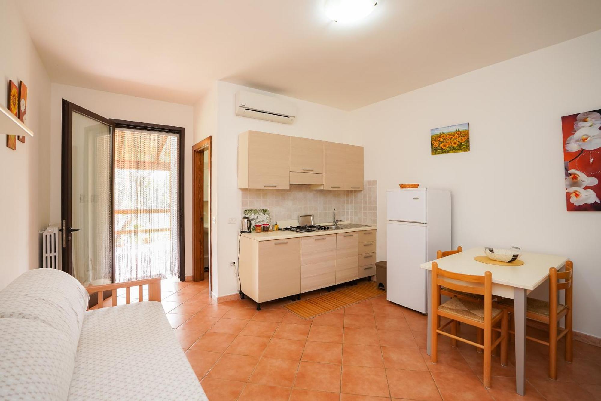 Casa Vacanza Russo Fernando Alimini Exterior foto