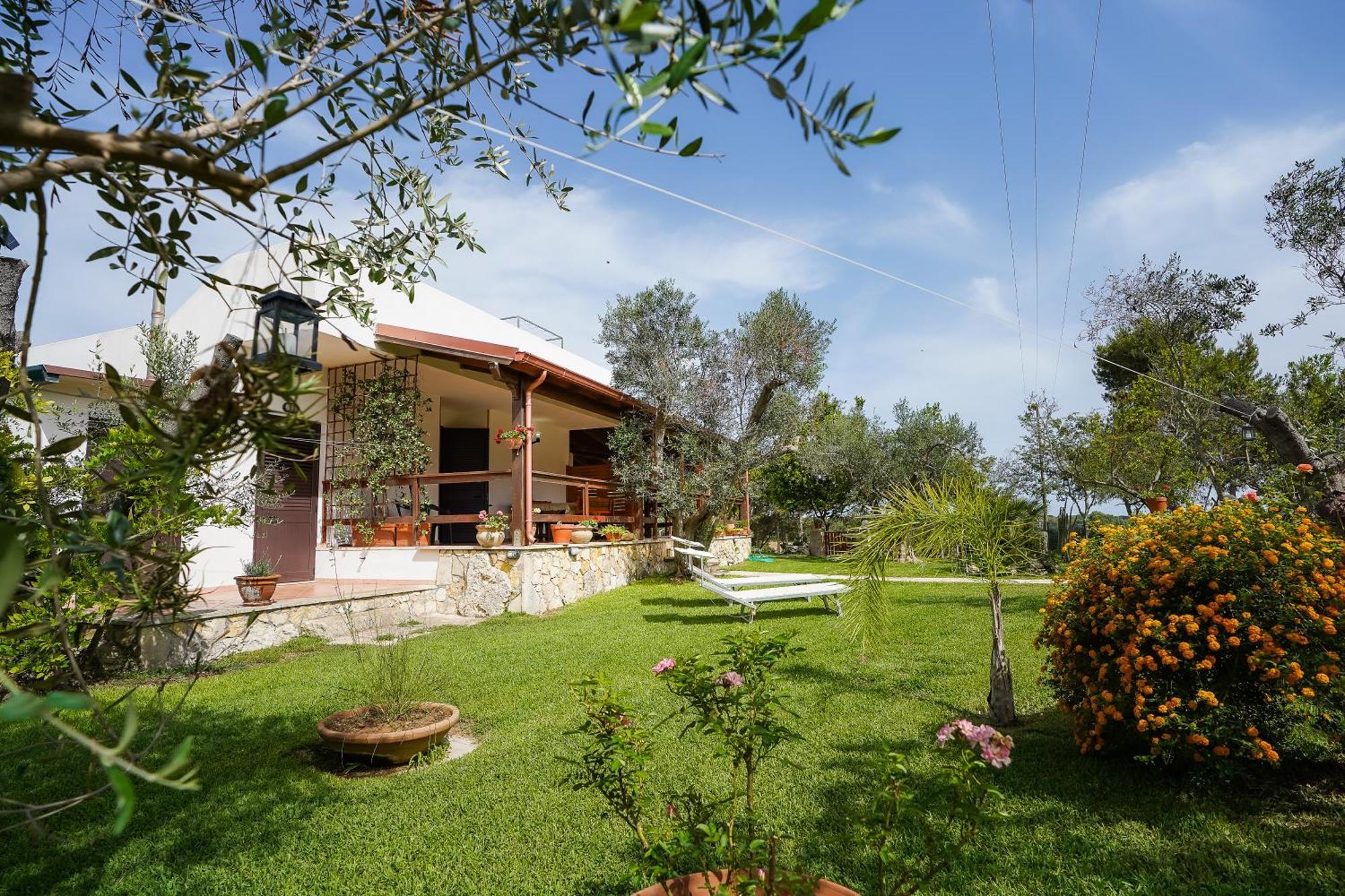 Casa Vacanza Russo Fernando Alimini Exterior foto